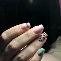 کاشت ناخن تخفیفات شب عید از دست نده