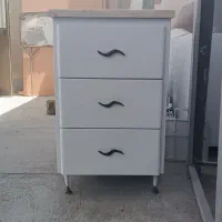 کابینت سه کشو