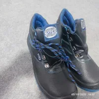 کفش ایمنی دو جفت سایز ۴۰ و ۴۲