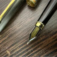دو عدد خودنویس در حد