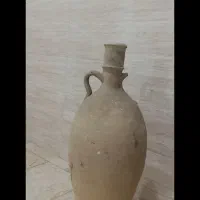 کوزه قدیمی بزرگ