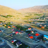 ۸۰۰ متر زمین دور دیوار به صورت قسطی