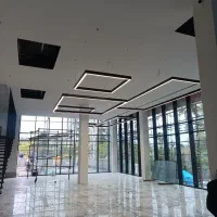 استخدام نیرو برقکار