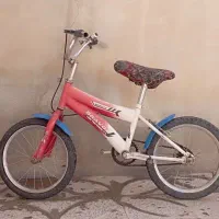 یک دستگاه دوچرخه ۱۶