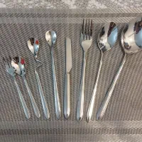 سرویس قاشق چنگال ۲۴ نفره