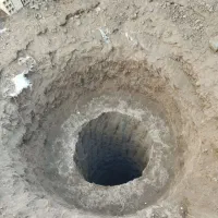 چاه کن  حرفه ای  و  مقنی