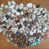 نگین عقیق و فیروزه و شجر