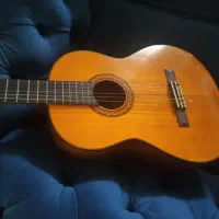 گیتار یاماها c70