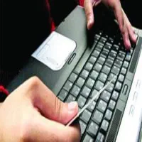 استخدام همکار خانم