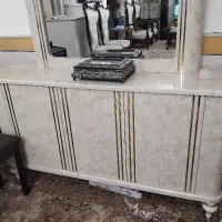 آینه و کنسول