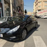 سوناتا وایف ۲۰۱۱ بدون توضیح