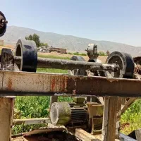 دیگ یک متری راه ماشین