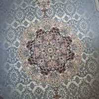 فرش ۷۰۰ شانه در حد خیلی نو
