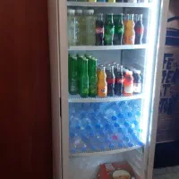 یخچال ویترینی