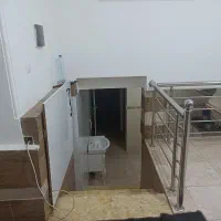 منزل درب ساختمان