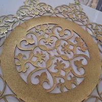 رومیزی طلایی
