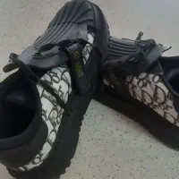 کتونی و کفش