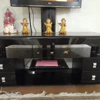 میز تلویزیون شیشه ای
