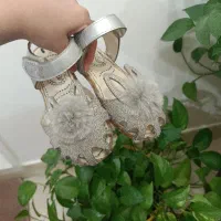 کیف و کفش و لباس بچگانه