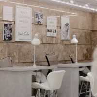 استخدام نیروی خدماتی در سالن زیبایی (ولیعصر فروغی)