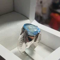 انگشتر توپاز آبی