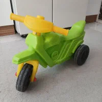 موتور سه چرخه اسباب بازی