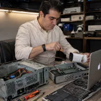 تعمیرات فوق تخصصی دوربین مداربسته،کامپیوتر، لپتاپ