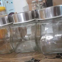بانکه های شیشه ای