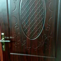 درب ورودی و اتاق