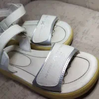 کتونی و صندل دخترانه در حد نو