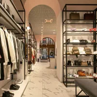 اجاره مغازه 200 متر ولنجک / ویترینی برای دیده شدن
