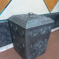 ساعت ایستاده و ست جادستمالی و سطل آشغال و جاکاردی