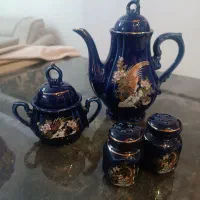 قورب و قندان و دو عدد نمکدان و شکلات خوری