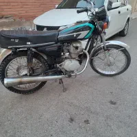 موتور سیکلت کبیر پارکینگی