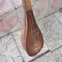 ساز دوتار با جوپ عالی و سالم و کوک آماده نواختن