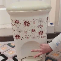 سطل اشغال پلاستیکی