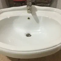 روشویی پایه دار ۶۵ در ۵۵ مروارید شیر اهرمی قهرمان