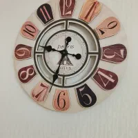 ساعت دیواری خاص