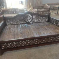 تخت سنتی باکیفیت و زیبا برای منازل و باغ و رستوران