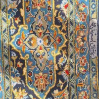 فرش دست باف دست دوم اصفهان و کاشان رنگ سورمه ای