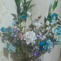 گل وگلدان