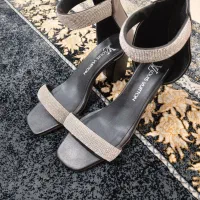 کتونی و کفش مجلسی