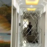 به یک برشکار شیشه  و یک دیاموند زن شیشه و اینه