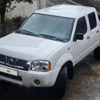 نیسان پیکاپ ۹۰