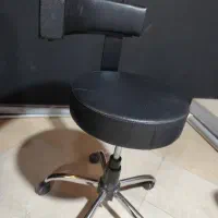 صندلی استادکار و میزناخن