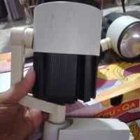 لامپ وپنل فروشگاهی به فروش میرسد