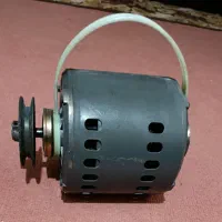 یک عدد دینام کولر آبی در حد نو تمام مس
