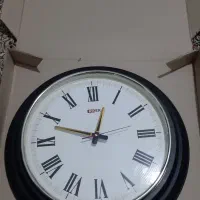 ساعت دیواری بزرگ