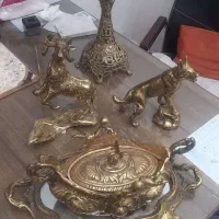 2 عدد مجسمه، میوه خوری، شکلات خوری، سینی برنجی