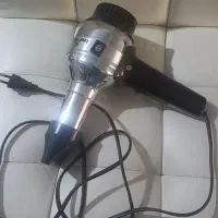 دو عدد سشوار lave star و یک عدد سشوار کلاهی سالنی